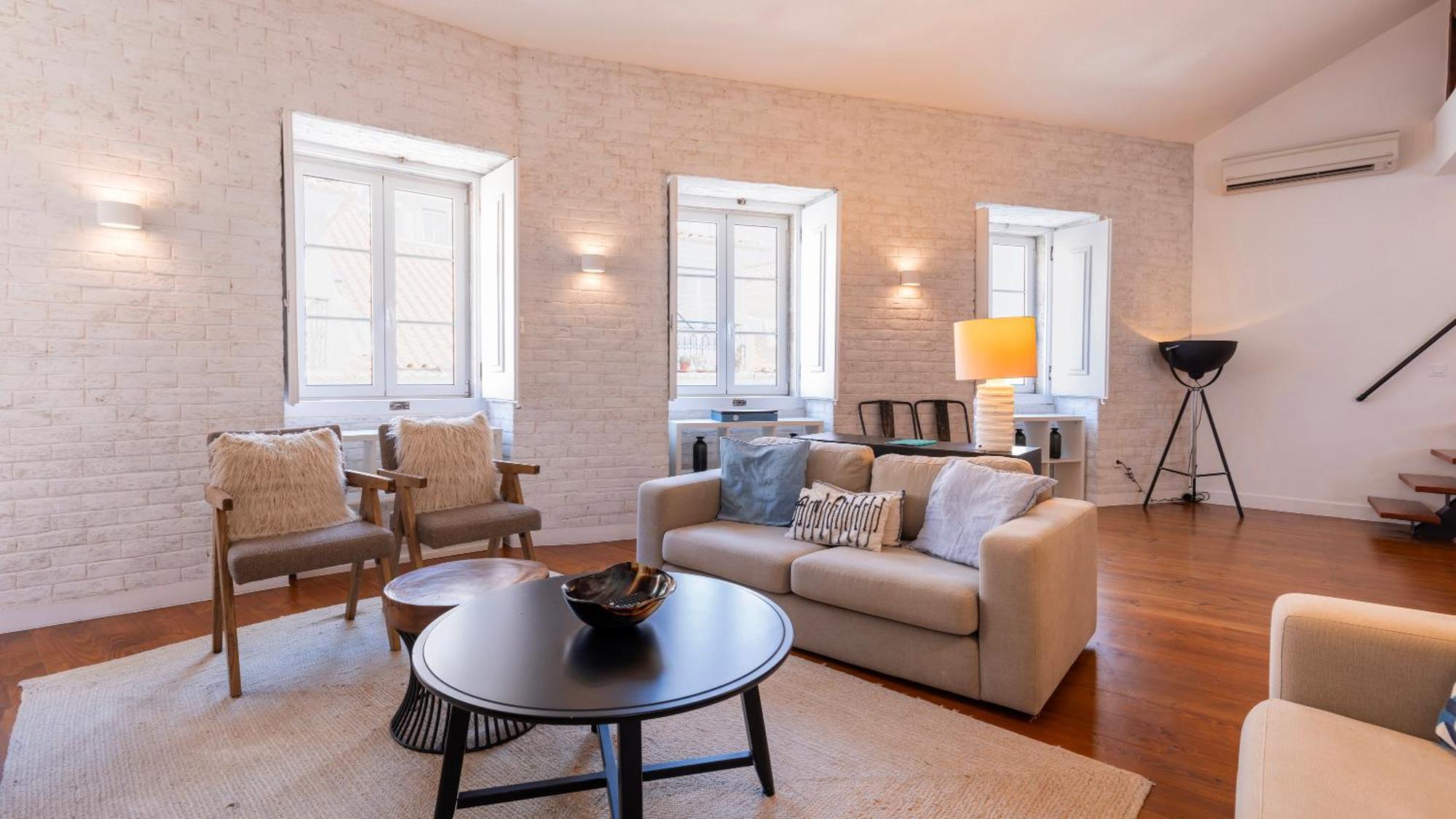 Charming 3Bdr Duplex In City Center By Lovelystay Lisbon Exterior photo